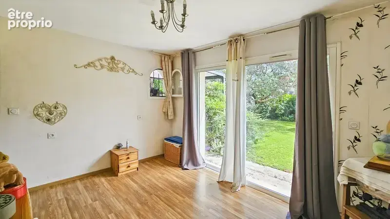 Maison de plain-pied – 132 m² avec garage– Terrain 1 000 m² – Économique et immédiatement habitable à vendre 5 pièces MOMERES (6 - photo 12