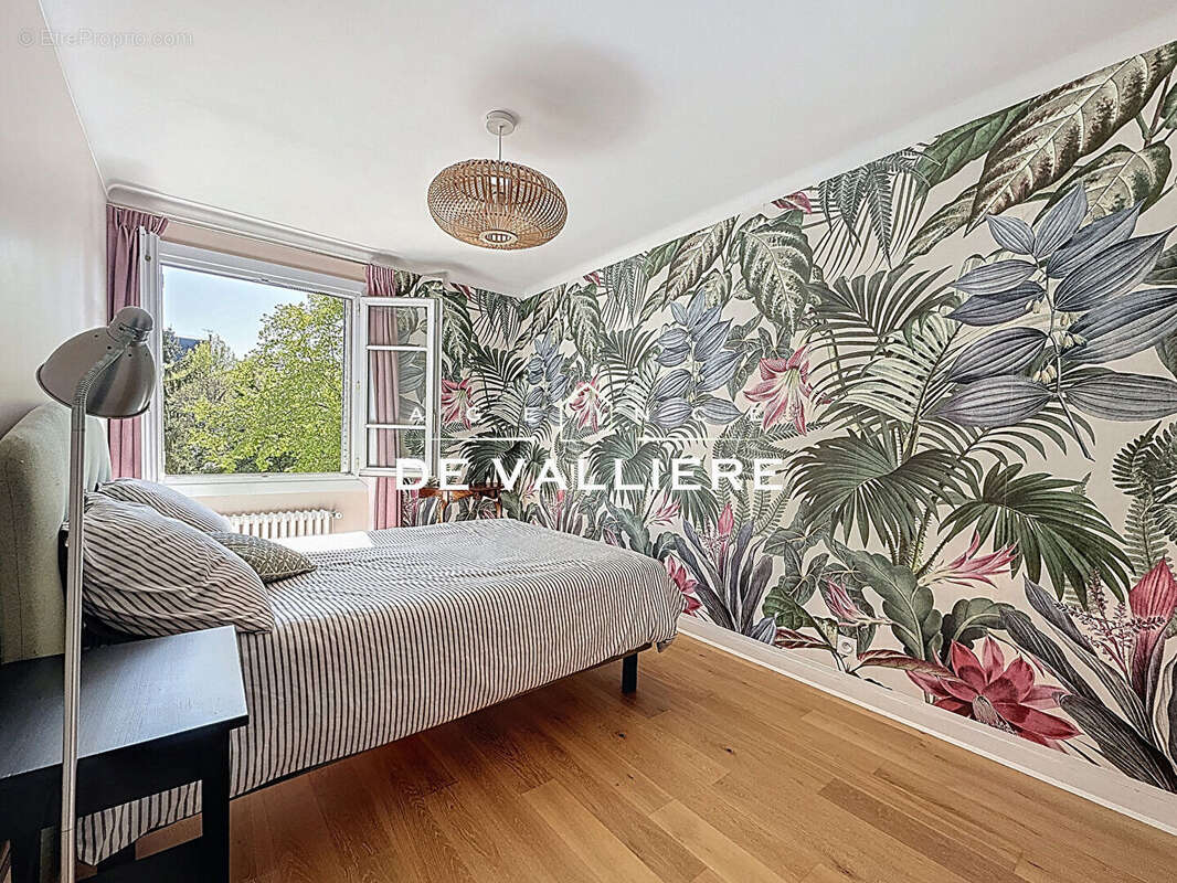 Appartement à RUEIL-MALMAISON