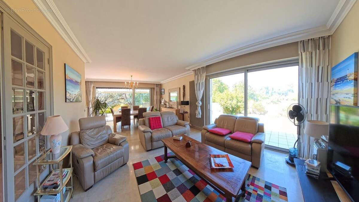 maison d'architecte plain pied 500m des commerces - photo 5