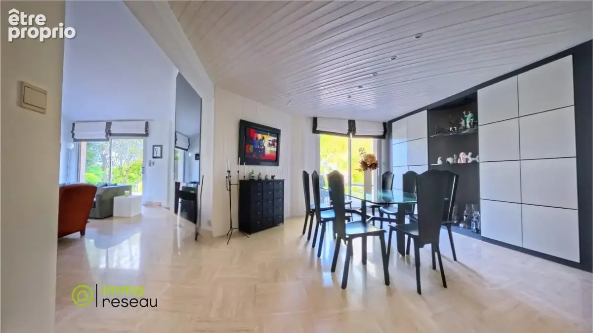 Maison 10 pièces 240 m² à vendre à Chemille (49120) - photo 4