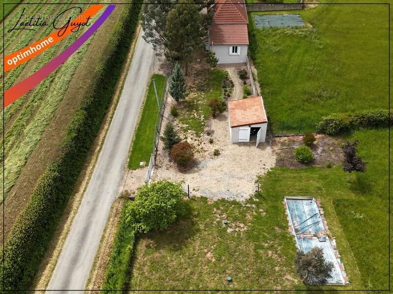 Maison à SOUVIGNY