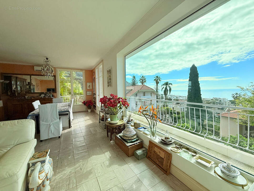 Appartement à MENTON