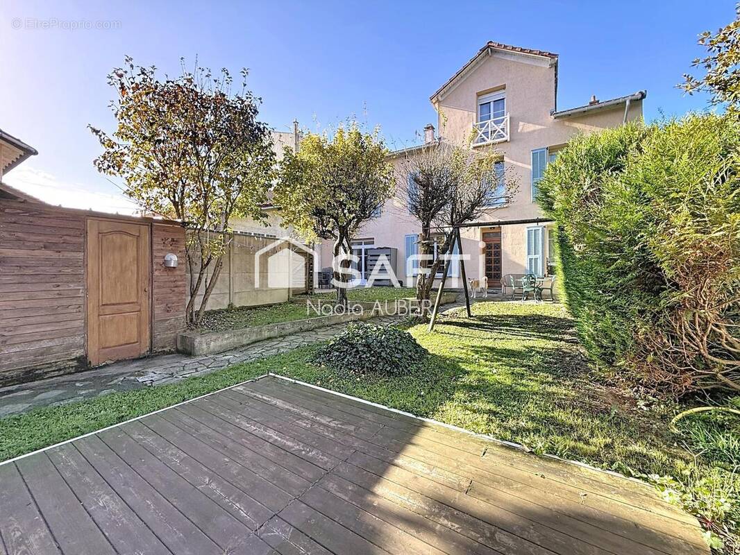 Photo 1 - Maison à CHOISY-LE-ROI