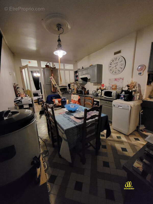 Maison à VIREUX-MOLHAIN