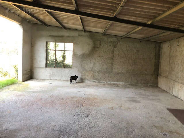 PARIGNARGUES Villa de 135 m2 avec piscine sur terrain de 2700 m2 et hangar de 100 m2 - photo 17