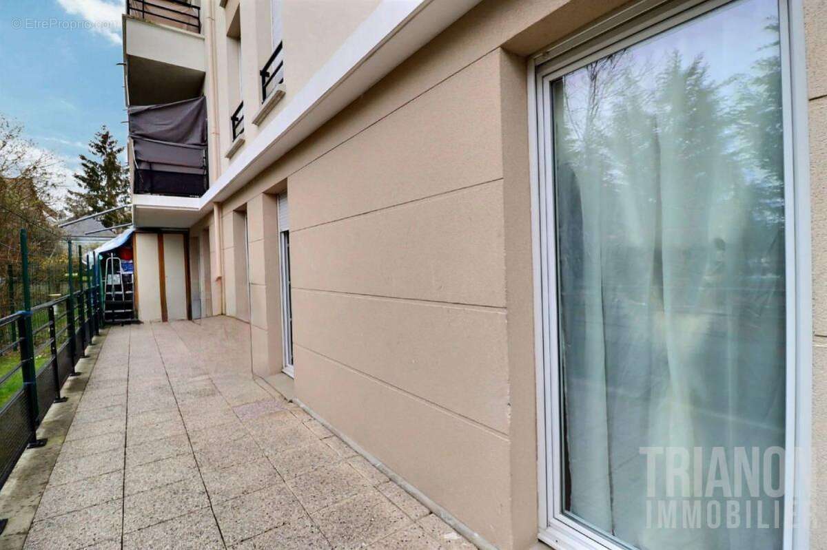 Appartement à LES MUREAUX