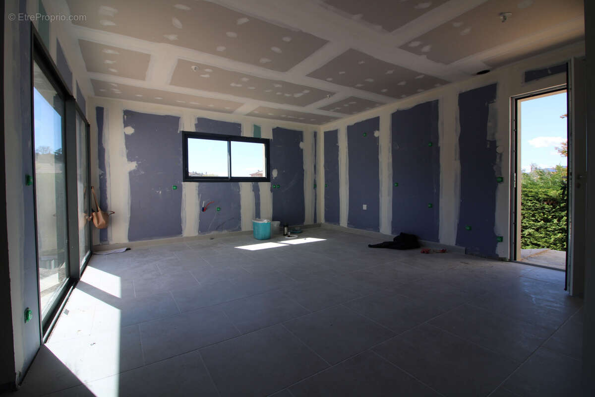 Maison à SAINT-PRIVAT-DES-VIEUX