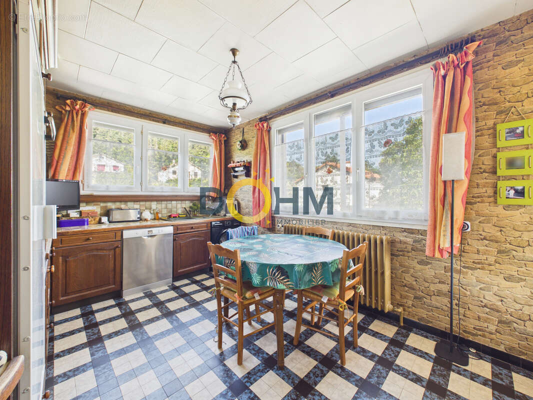 Maison 5 pièces 129m2 avec dépendances - photo 10