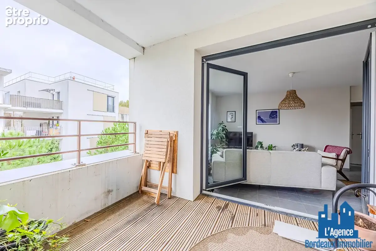 Exclusivité !!!  villenave d'ornon - appartement type 2 de 45 m² avec terrasse loggia et une place de parking couvert. michaël v - photo 13