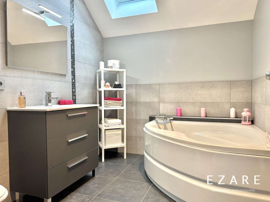 Maison à MARCILLY-SUR-TILLE