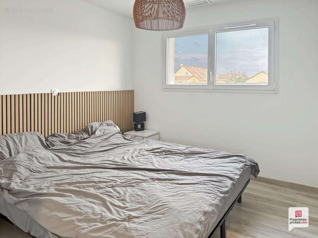 Maison à LA CHAPELLE-D'ALIGNE