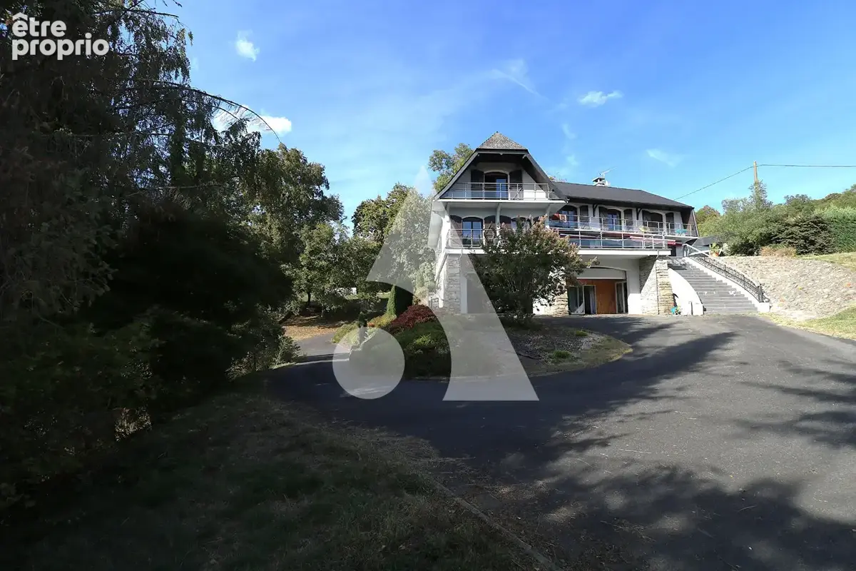 Villa sur les hauteurs de Lourdes de 9 pièces 438,52 m² - photo 2