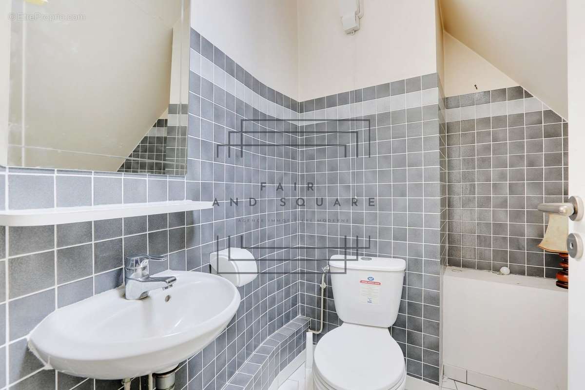 Appartement à NEUILLY-SUR-SEINE
