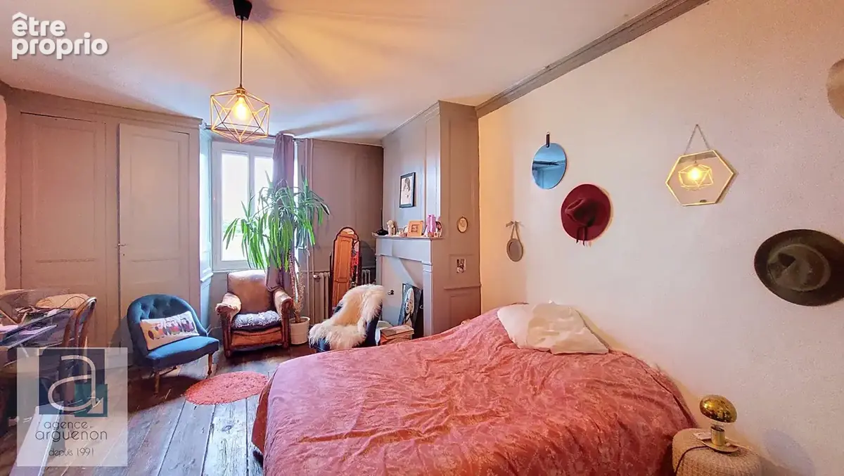 Au coeur de Dinan, triplex de charme dans un immeuble ancien, T5. - photo 11