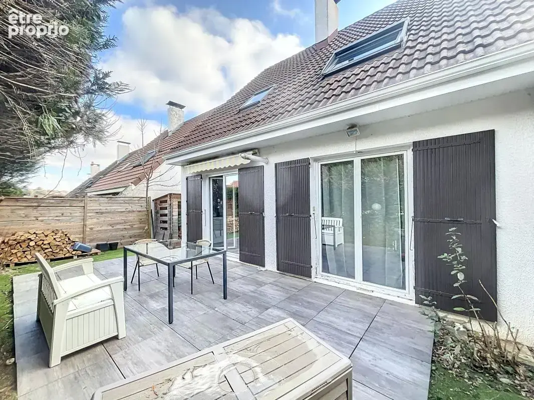 Maison - 3 Chambres - Garage - Jardin - Au calme - photo 3