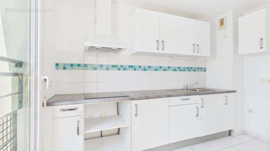 Appartement 65 m² à Saint-Ave  - photo 615