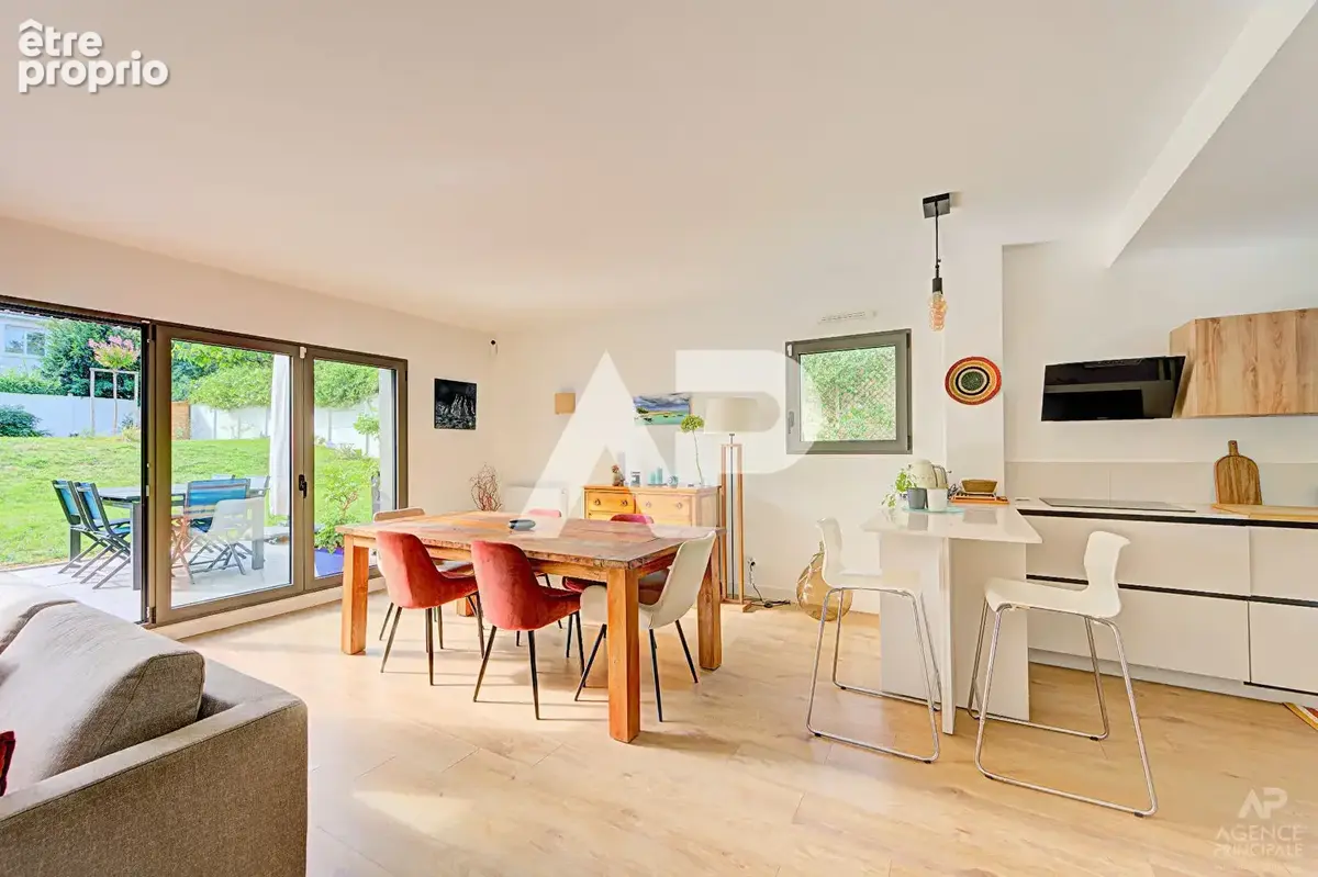 Appartement Rueil Malmaison 5 pièce(s) 117.15 m² - photo 5