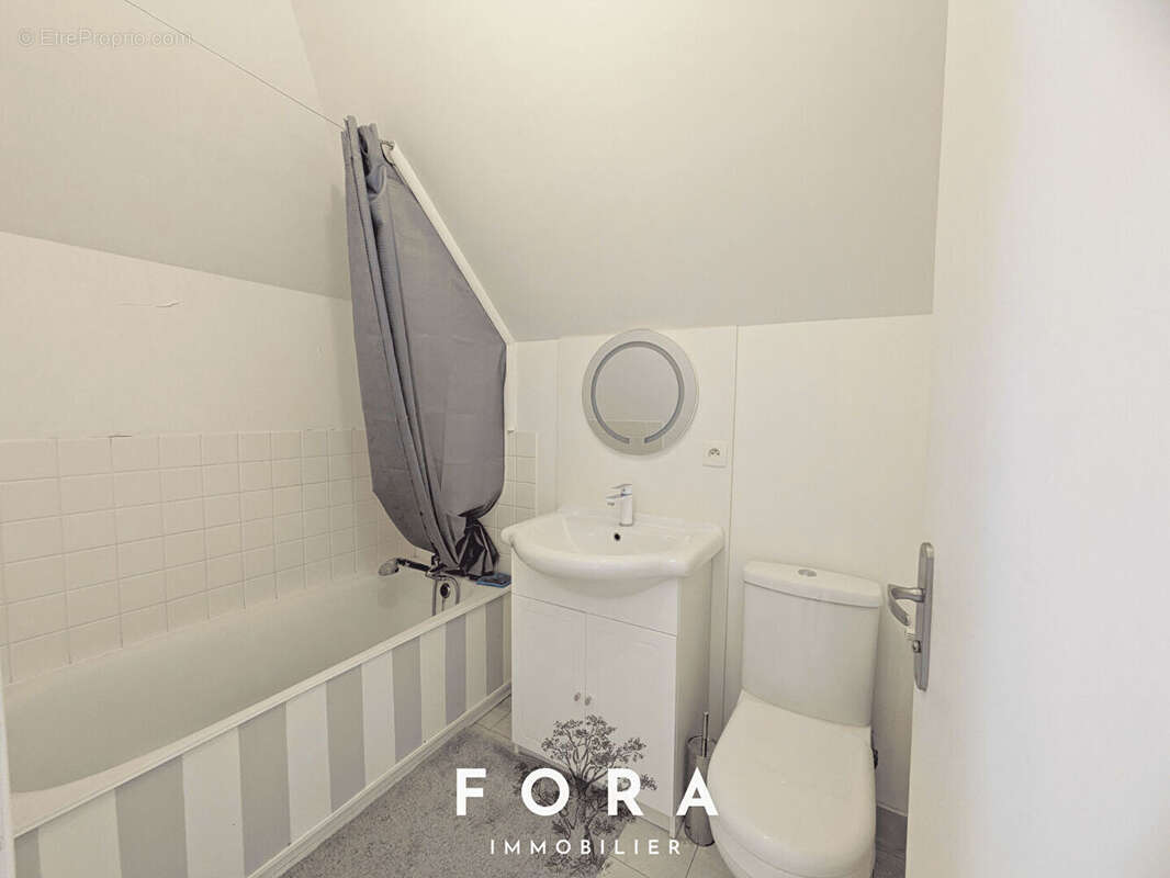 Appartement à CONDE-SUR-NOIREAU