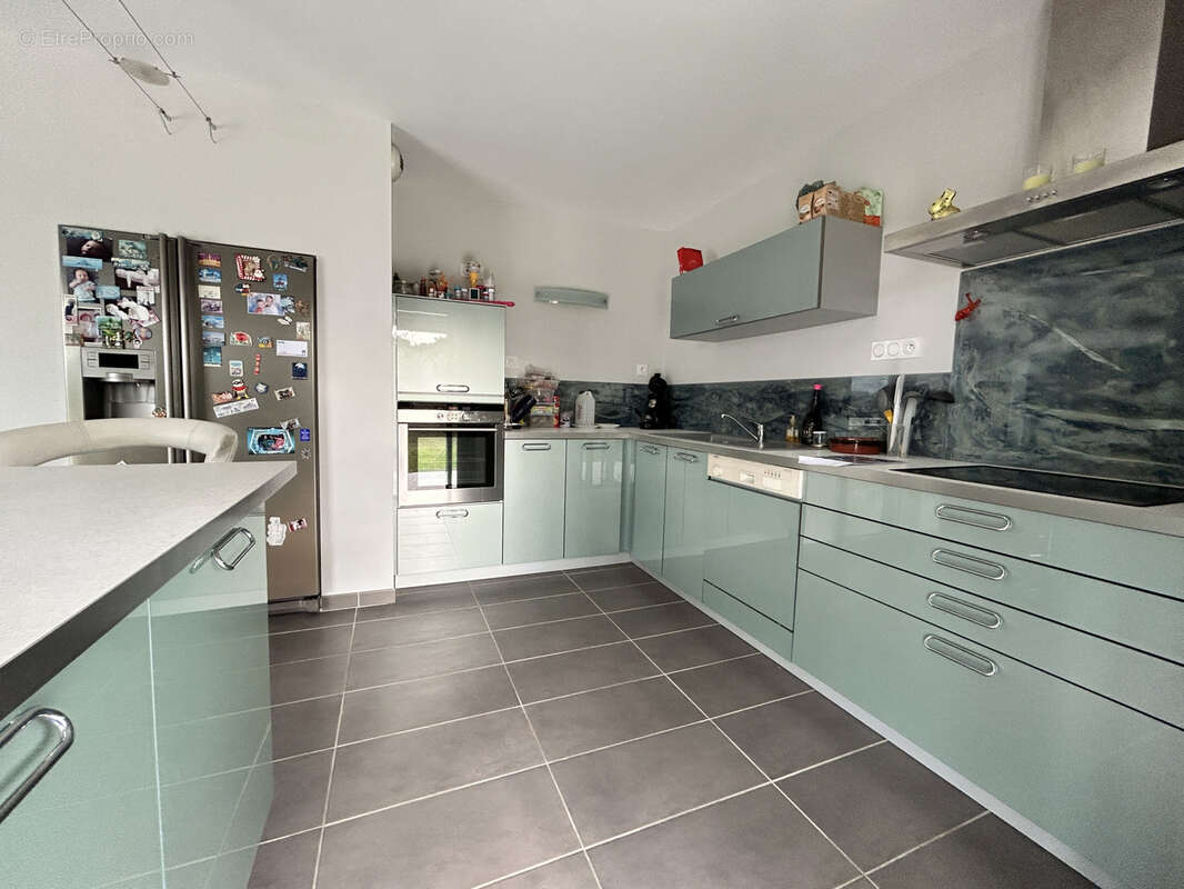 Maison à SAINT-QUENTIN-LA-POTERIE