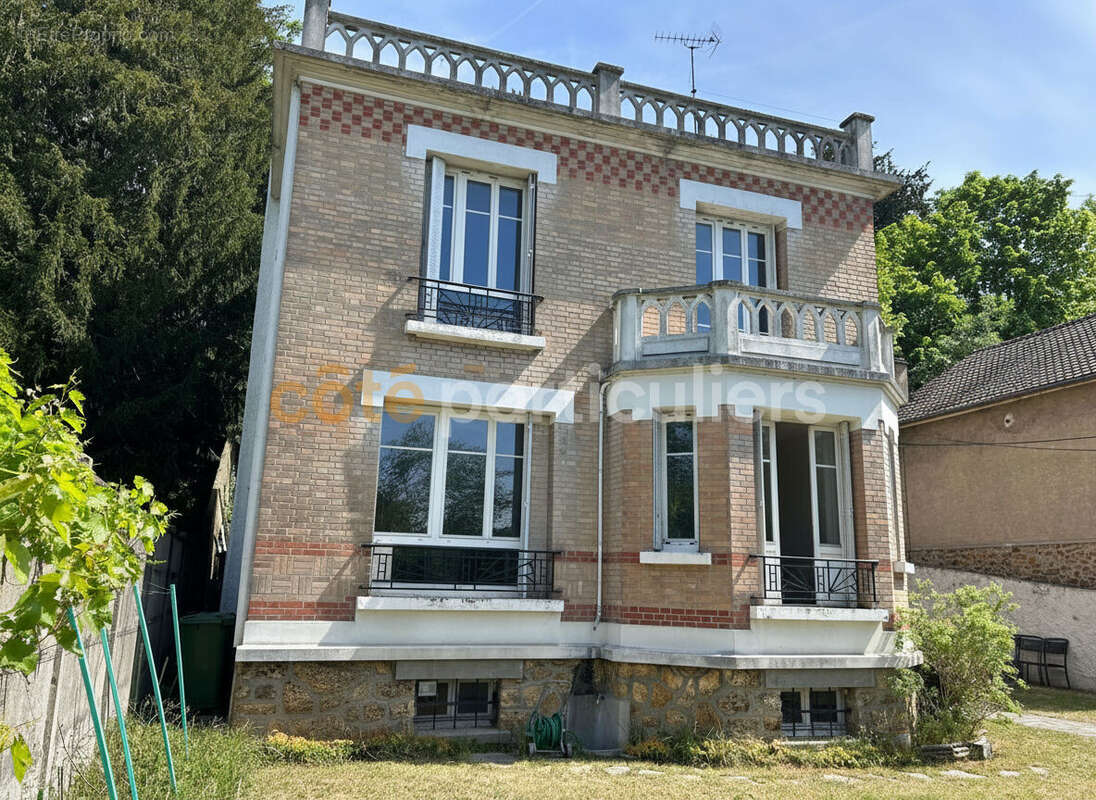 Maison Villeneuve Saint Georges 5 pièce(s) 102.13 m2 - photo 2