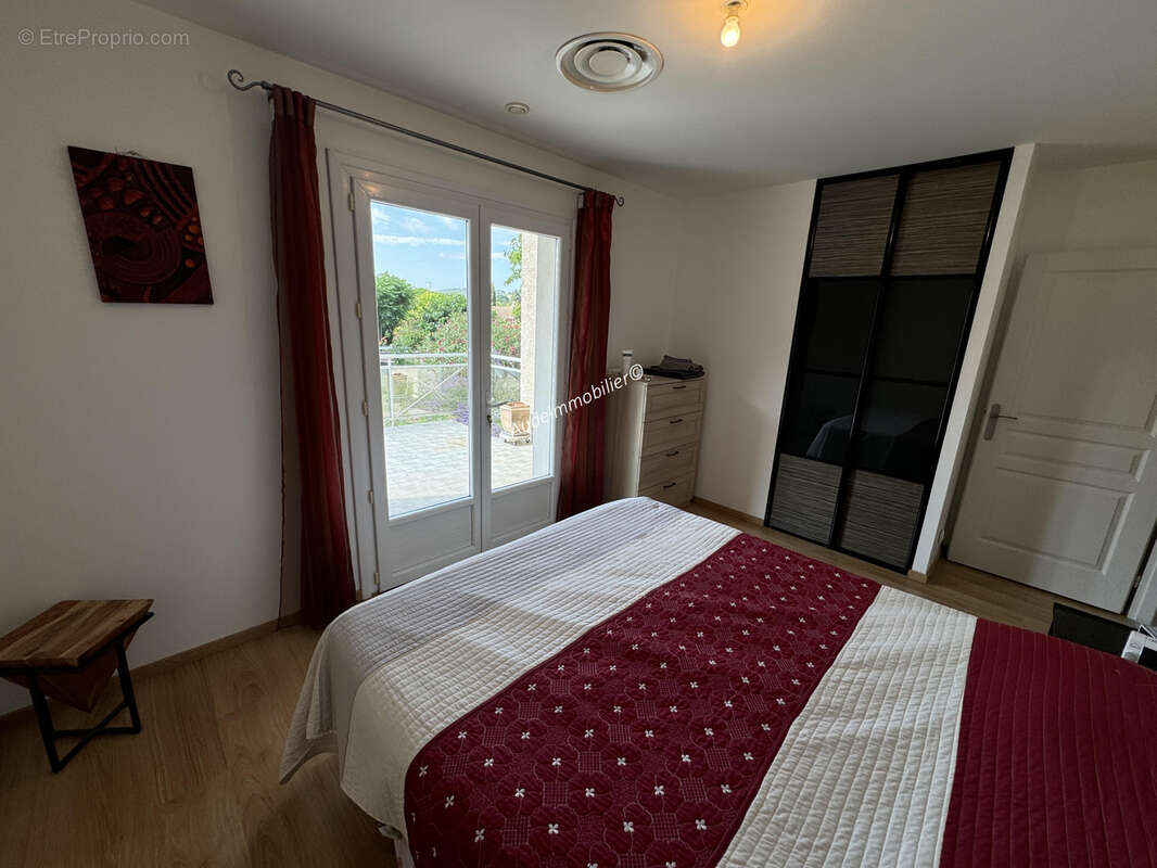 Maison à BELVEZE-DU-RAZES