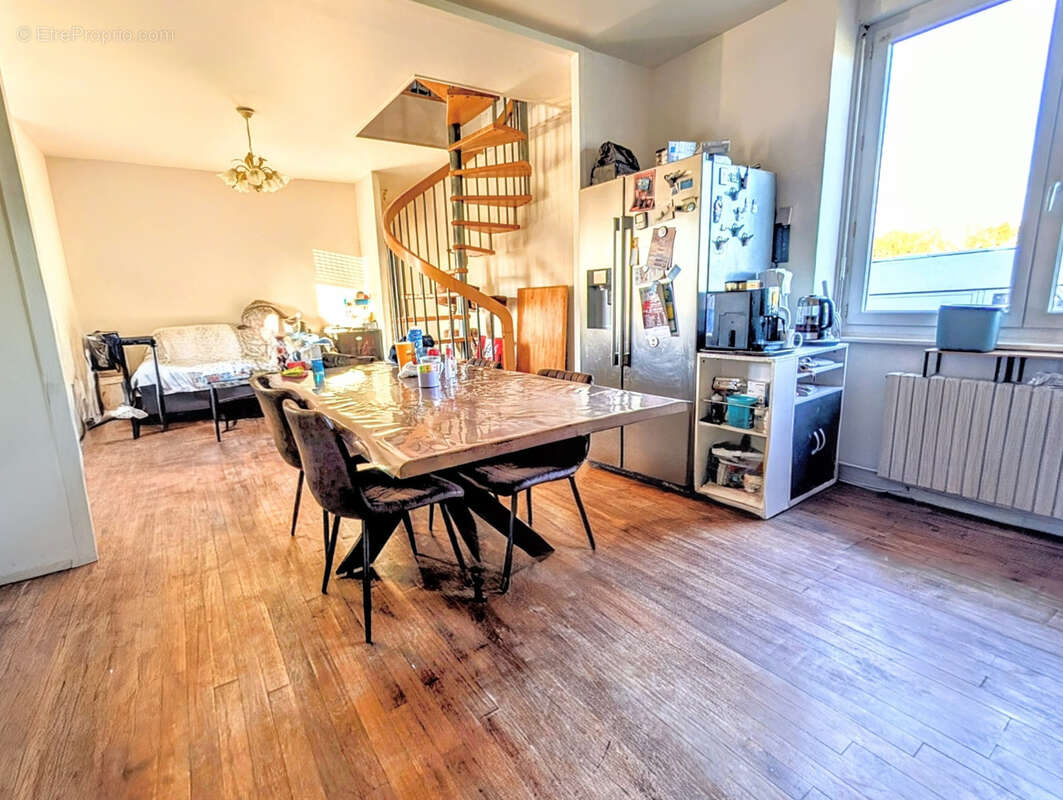 Maison à MAURE-DE-BRETAGNE