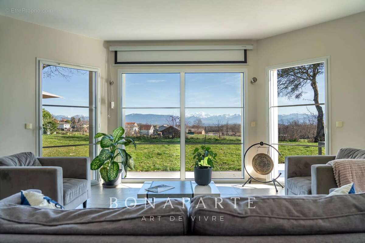 Cessy - maison p6 de 240 m² - appartement independant + vue panoramique alpes et mont-blanc - photo 2