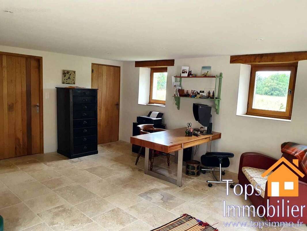 Maison à SAINT-ANTONIN-NOBLE-VAL