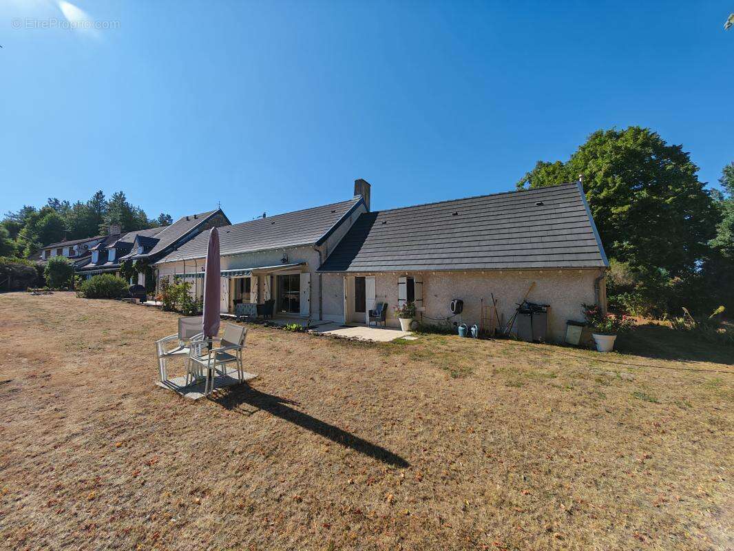 Maison 263 m² à Massay  - photo 20