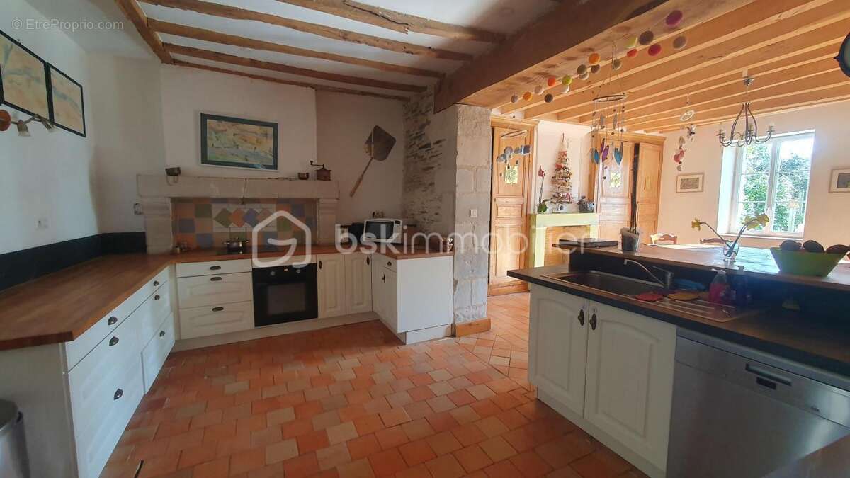 Longère de 300m² à la Bohalle - photo 5