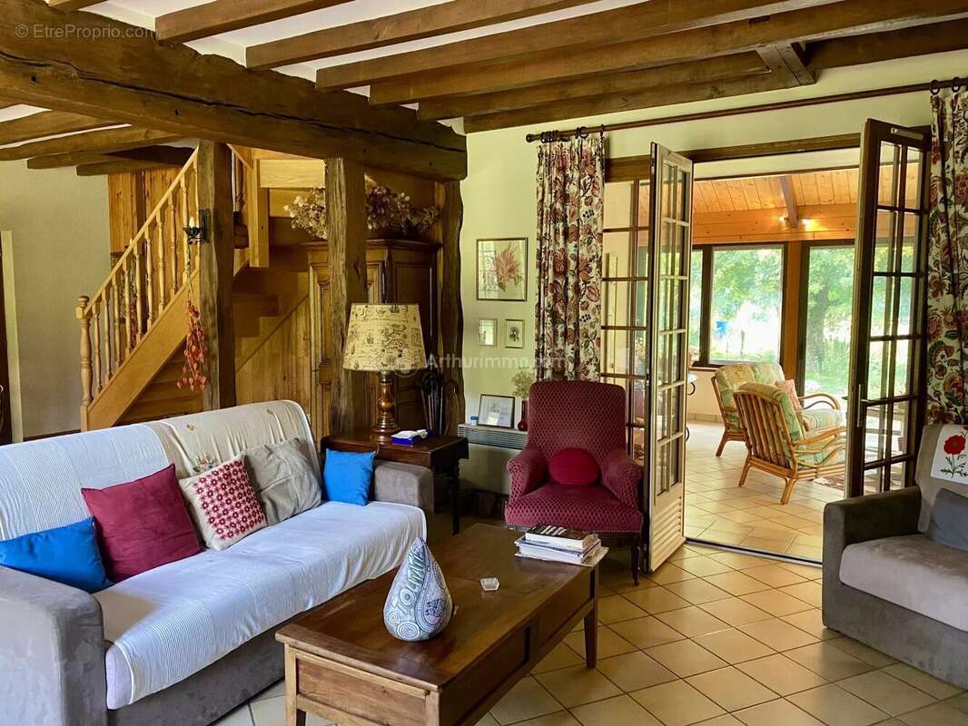 Maison à LA CHARTRE-SUR-LE-LOIR