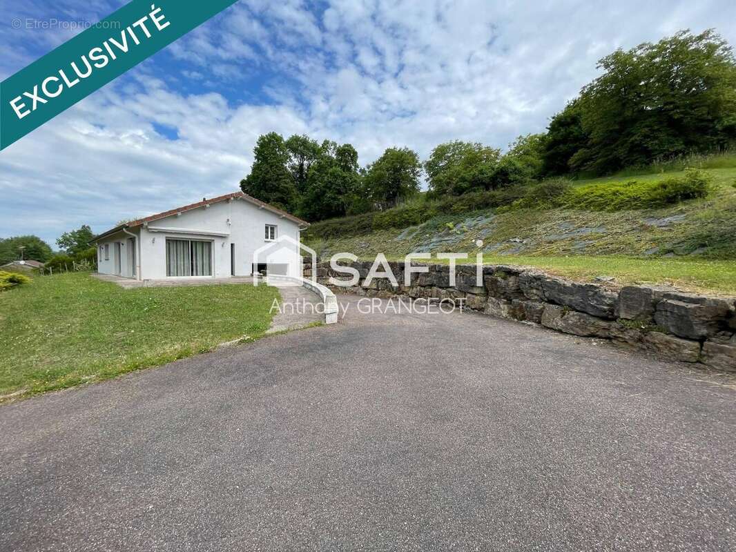 Photo 3 - Maison à JUSSEY