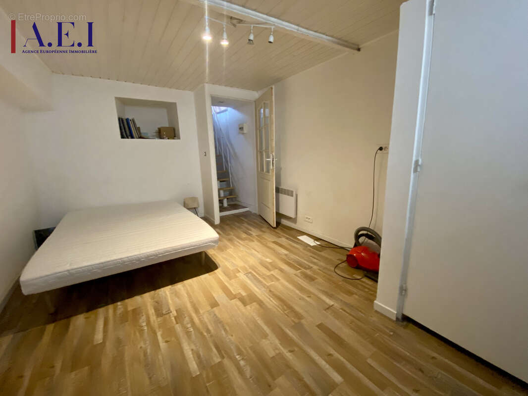 La Seyne sur mer - Appartement T3 avec terrasse - photo 9