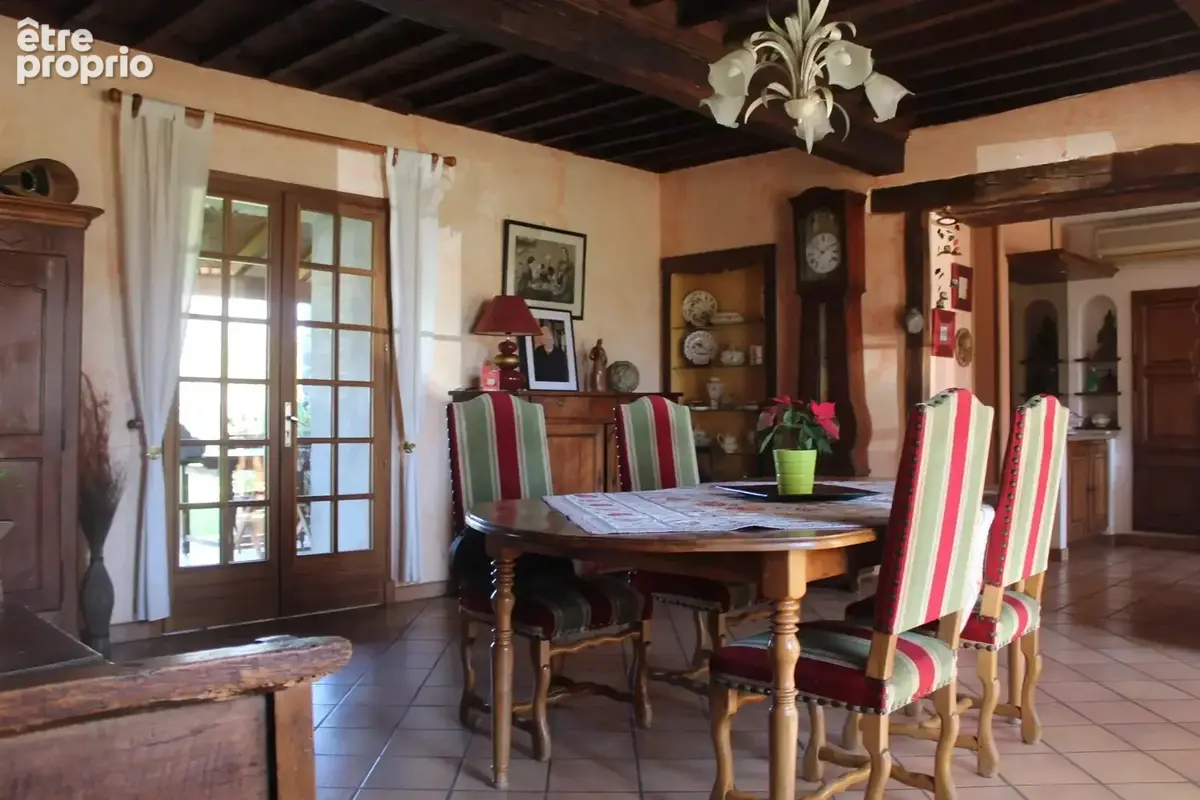 Maison de caractère 268 m² – Jardin 2 933 m² – Dépendance & grand garage – Pointis-Inard - photo 8