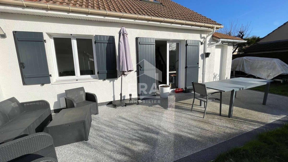 Maison à PONTAULT-COMBAULT