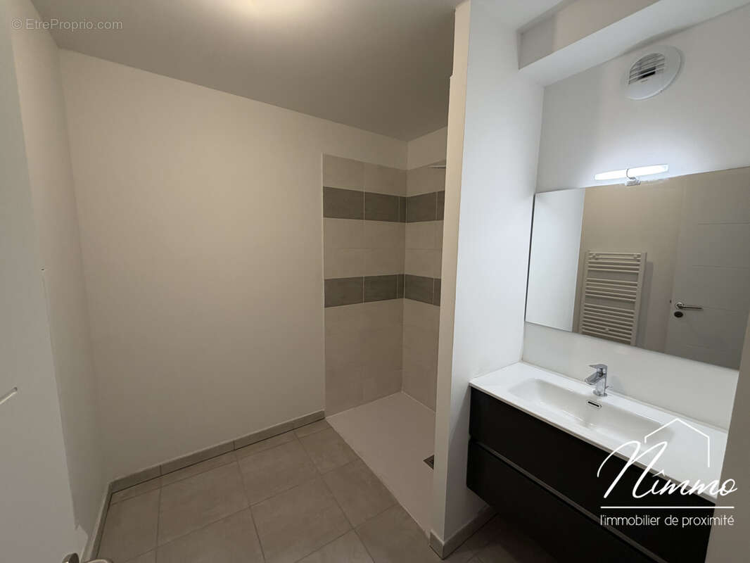 Appartement à NIMES