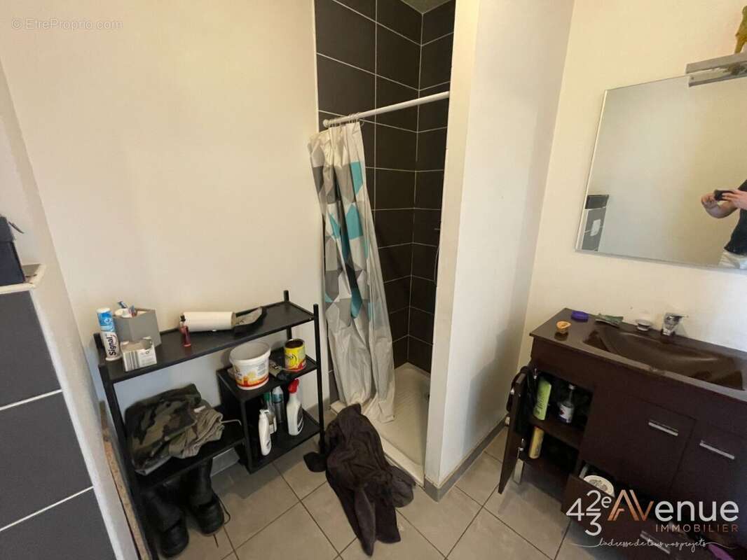 Appartement à SAINT-ETIENNE