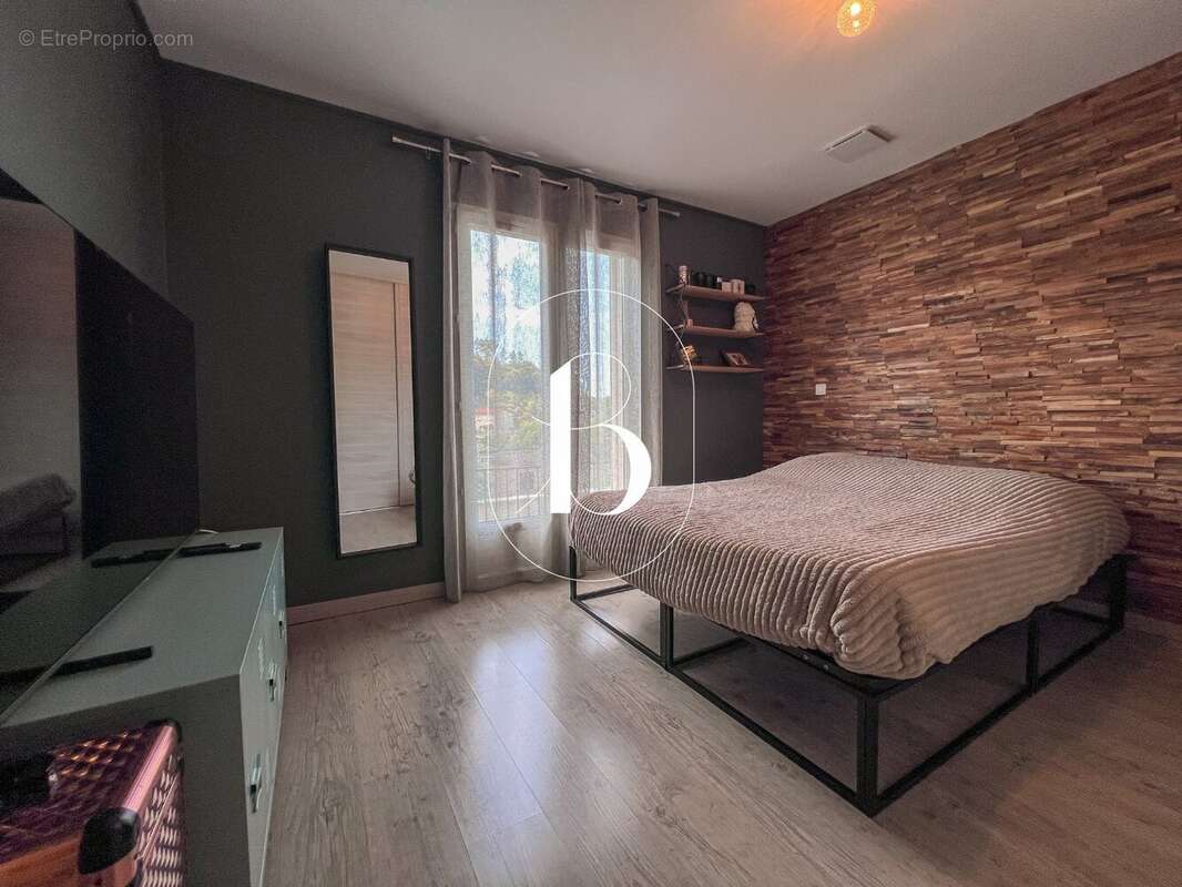 Maison 120 m² à Saint-Ambroix  - photo 22