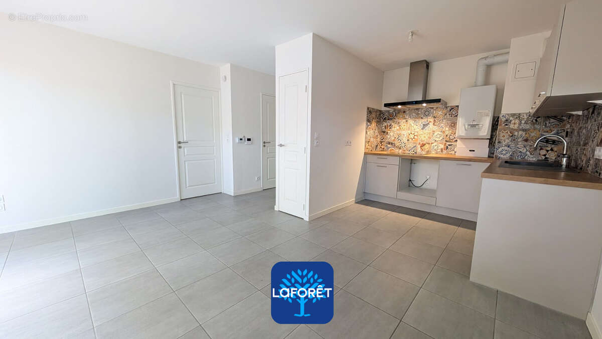 Appartement à MEYZIEU