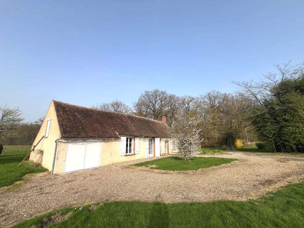 Maison 81 m² à Sens  - photo 2