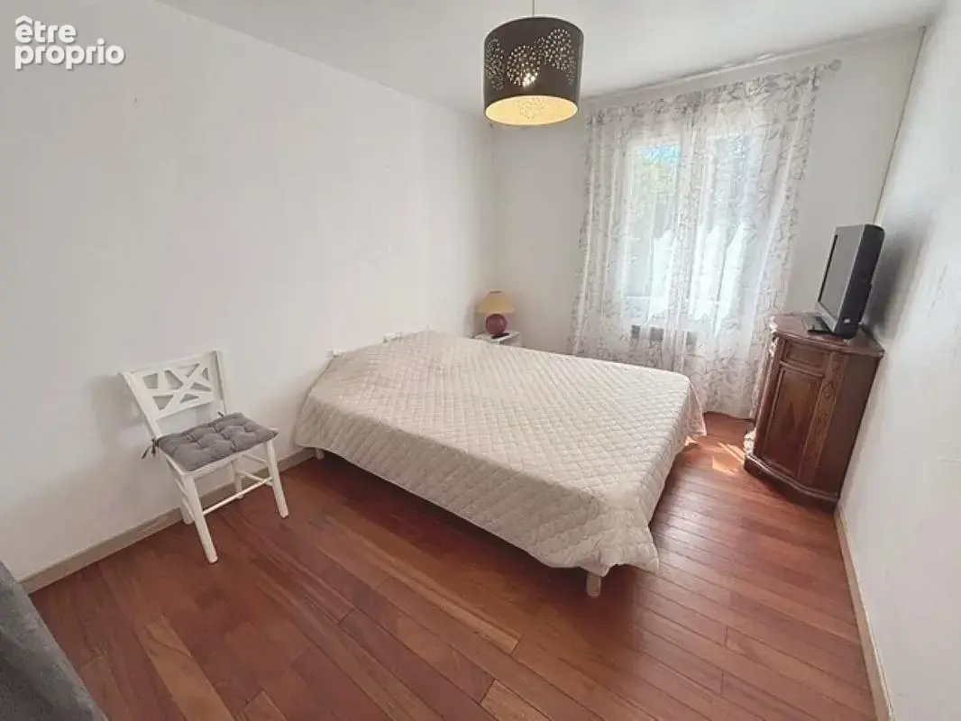 REGUSSE. Maison T5 de 103 m2 sur 1680m² de terrain plat - photo 12