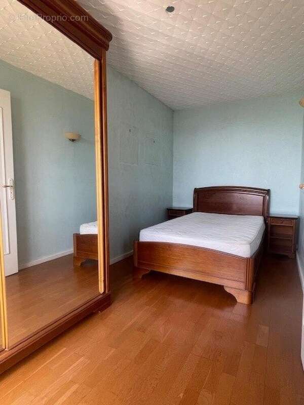 Photo 3 - Appartement à VILLEURBANNE