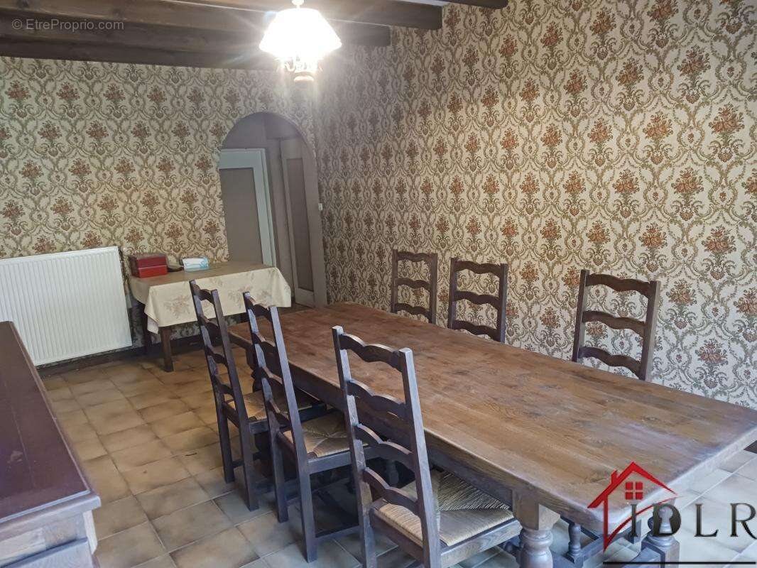 Maison à CHAMPSEVRAINE