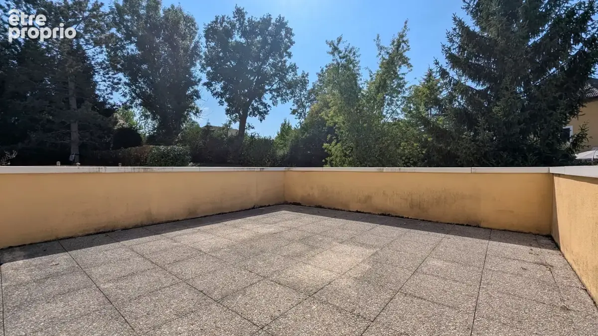 VIEUGY - T5 DUPLEX avec jardin, terrasse, cave et stationnement - photo 7