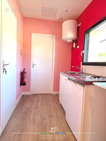 Commerce à BELLENEUVE