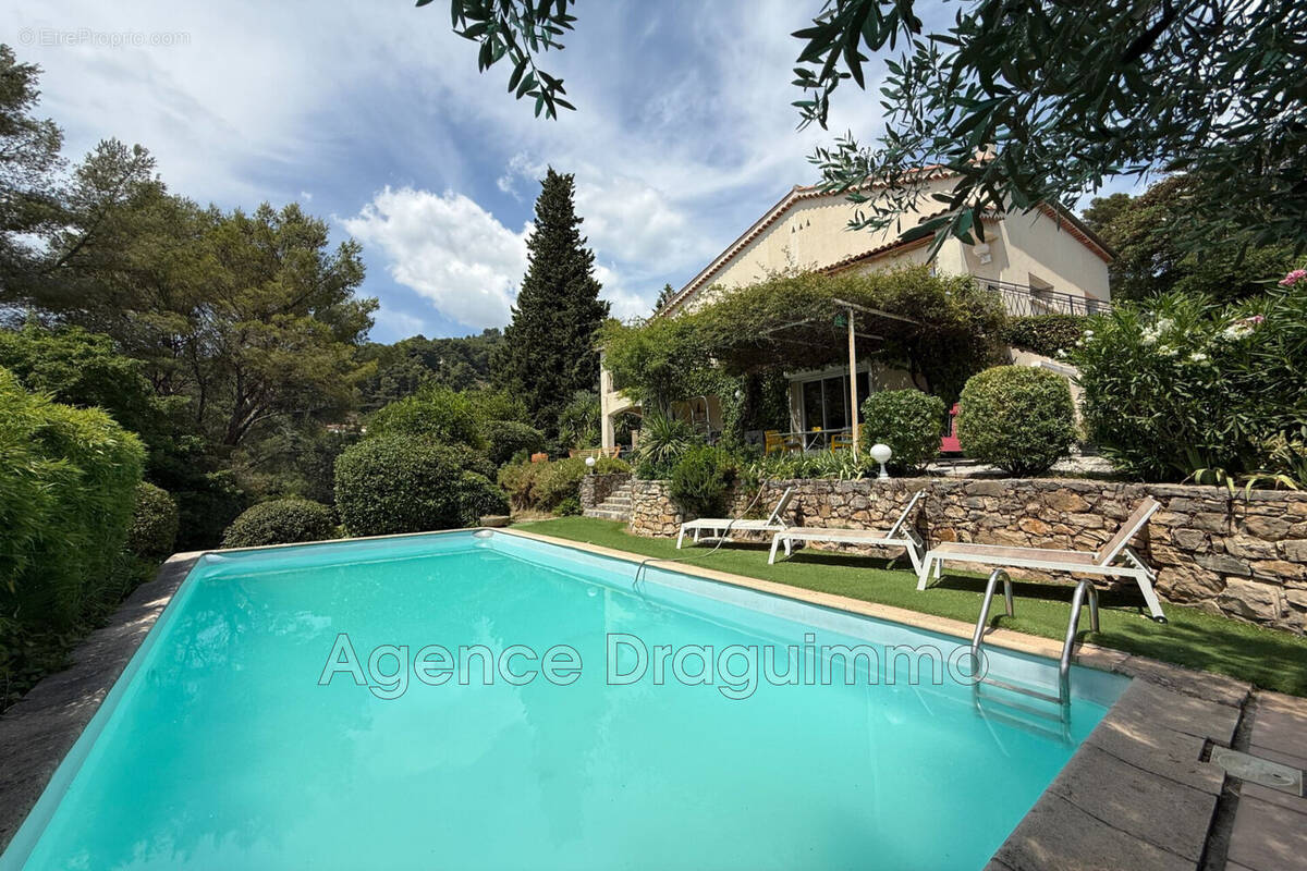 Maison à DRAGUIGNAN