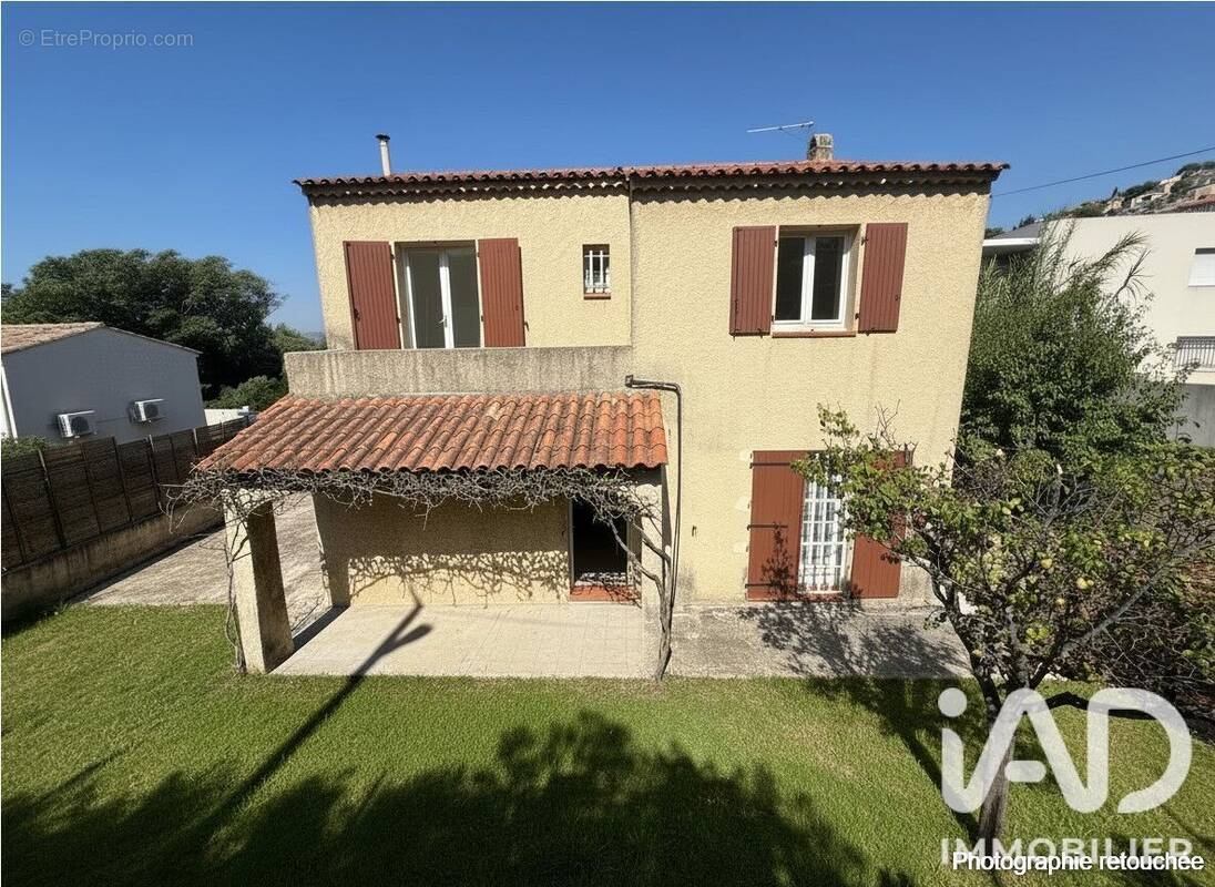 Photo 1 - Maison à MARSEILLE-15E