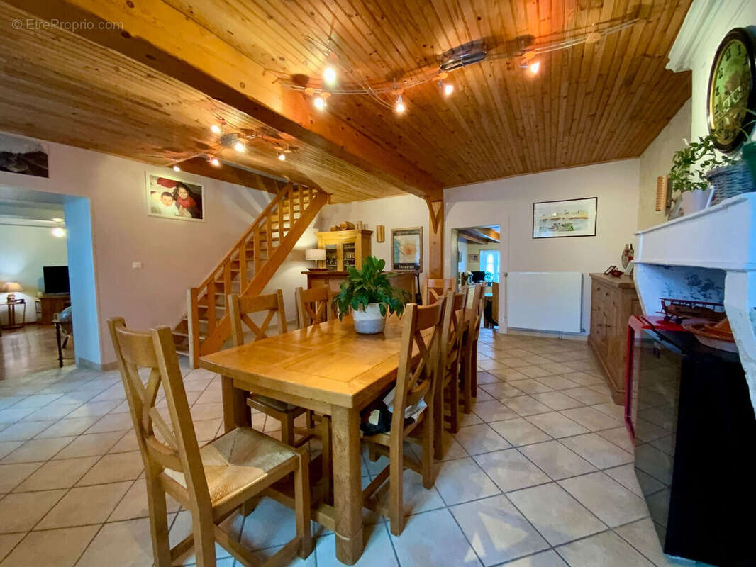 Maison  7 pièces 200 m2 - photo 4