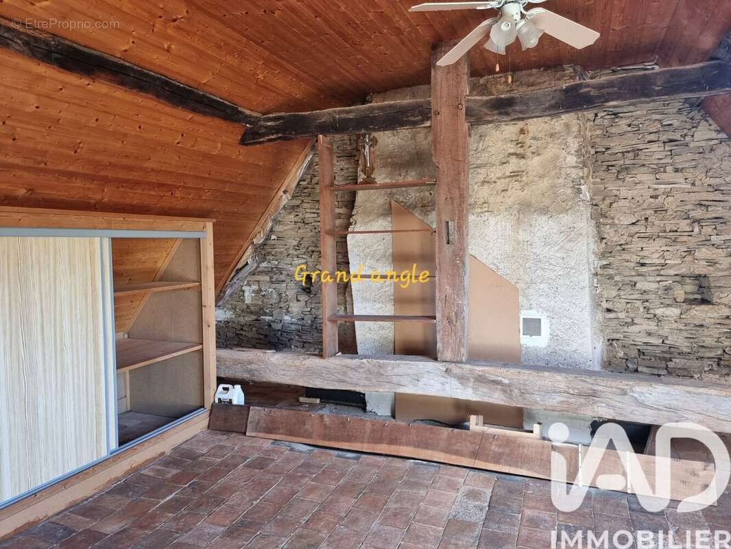 Photo 9 - Maison à LA POUEZE