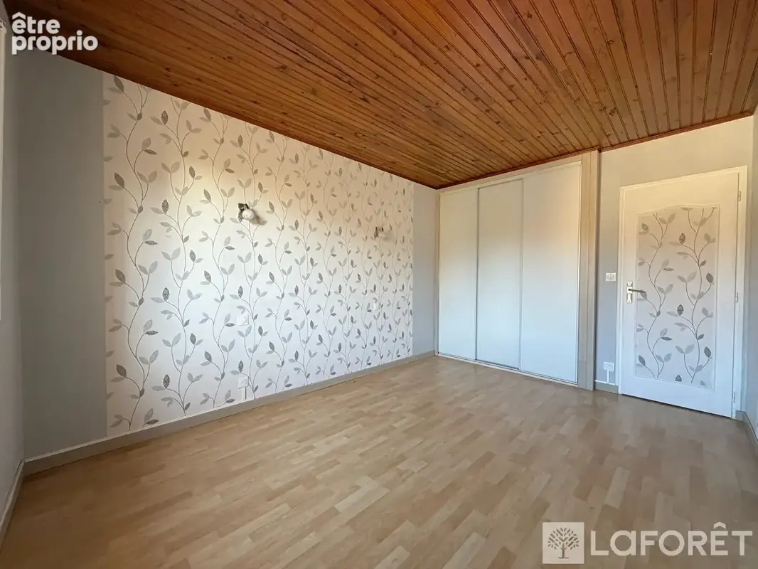 A vendre, Maison 5 chambres, sous-sol total, jardin - photo 5